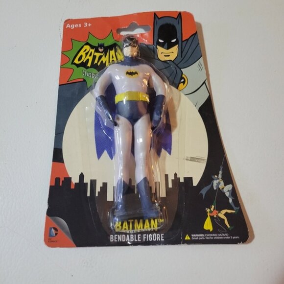 DC Batman Bendable Figurine New - Picture 1 of 4